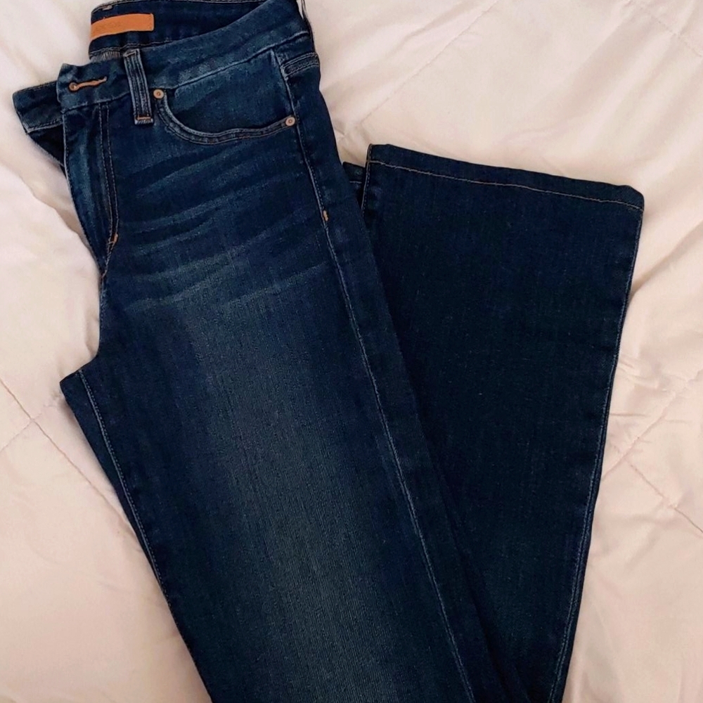 Bootcut Joe's jeans